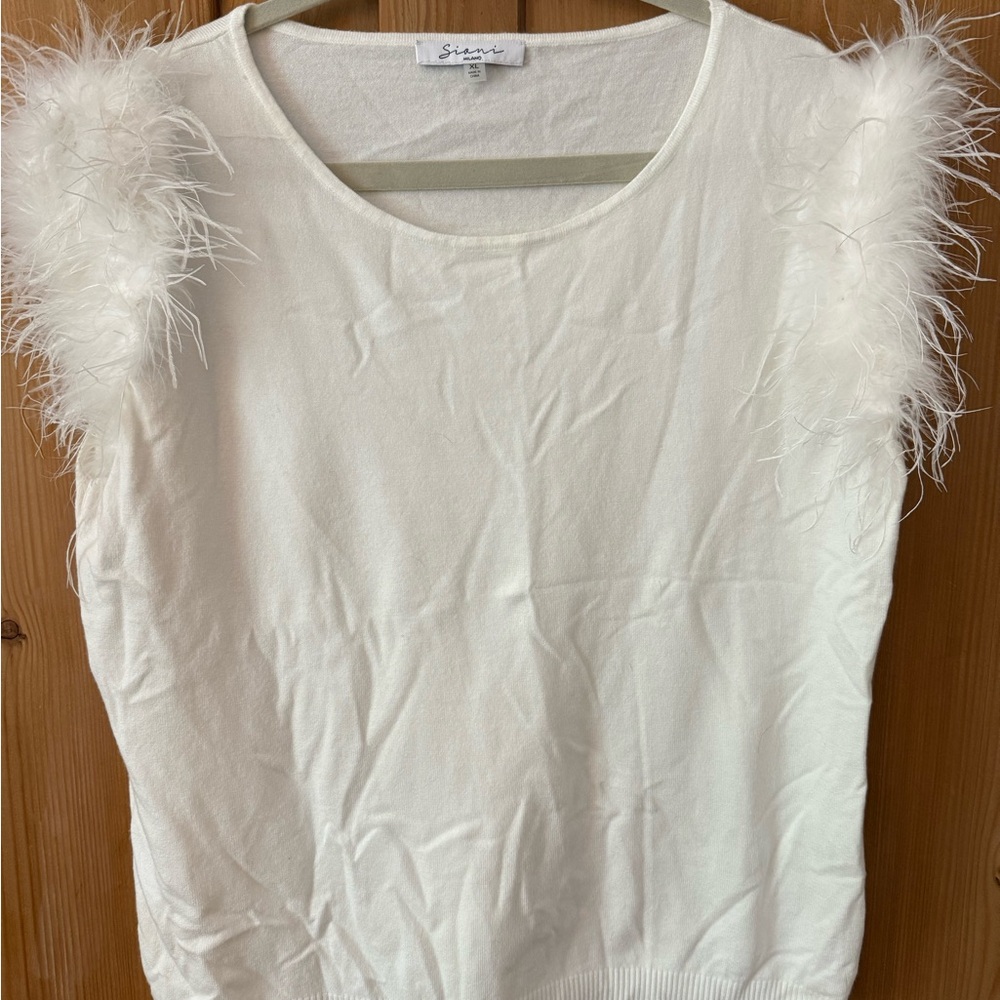 Sioni Cream Feathered sleeveless  Top